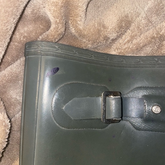 Hunter Green Women's Rain Boots - Picture 6 of 7